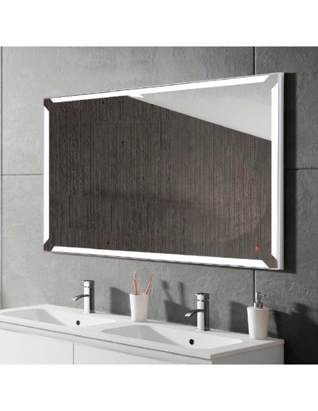 Espejo LED Anouk 100x80 cm instalado sobre lavabo moderno