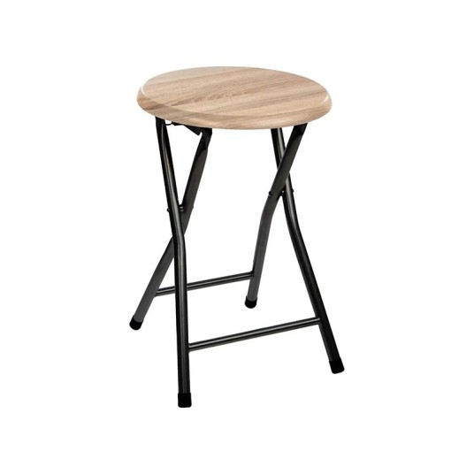 Taburete plegable estilo industrial con asiento de madera MDF natural y patas metálicas negras.