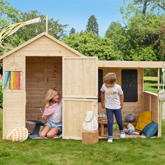 Casita de madera infantil Sarah con porche para jardín