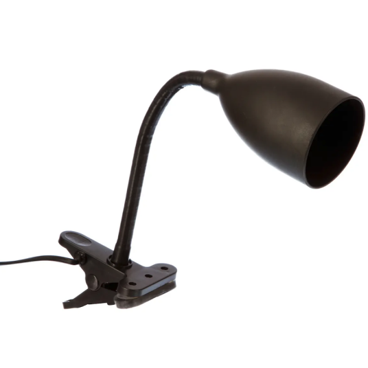 Flexo Sily con pinza negro sobre escritorio