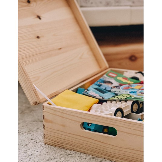 CAJA DE MADERA DE PINO CON TAPA...