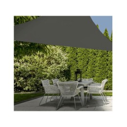 toldo vela triangular impermeable gris en terraza exterior