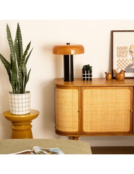 Lámpara de mesa Jody con pantalla de vidrio y base metálica