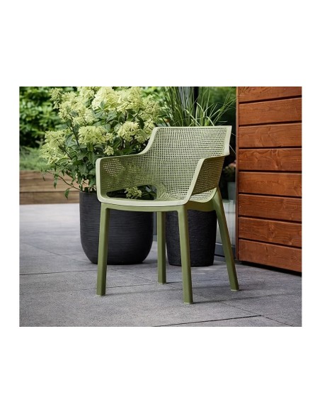 silla Elisa verde de resina para terraza exterior