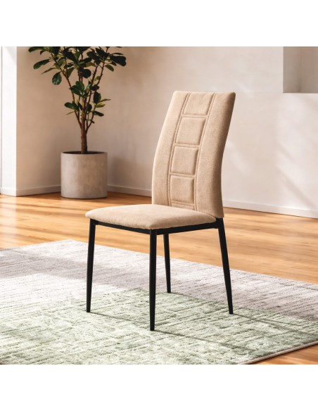 Silla de comedor Roxana tapizada en tela beige