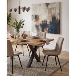 silla de comedor giratoria Unai gris claro tapizada en tela.