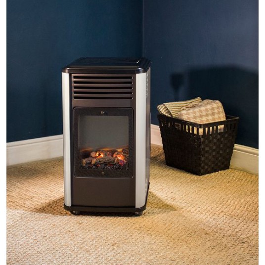 Estufa de gas Manhattan de 3,4 kW en blanco y negro con efecto leña.